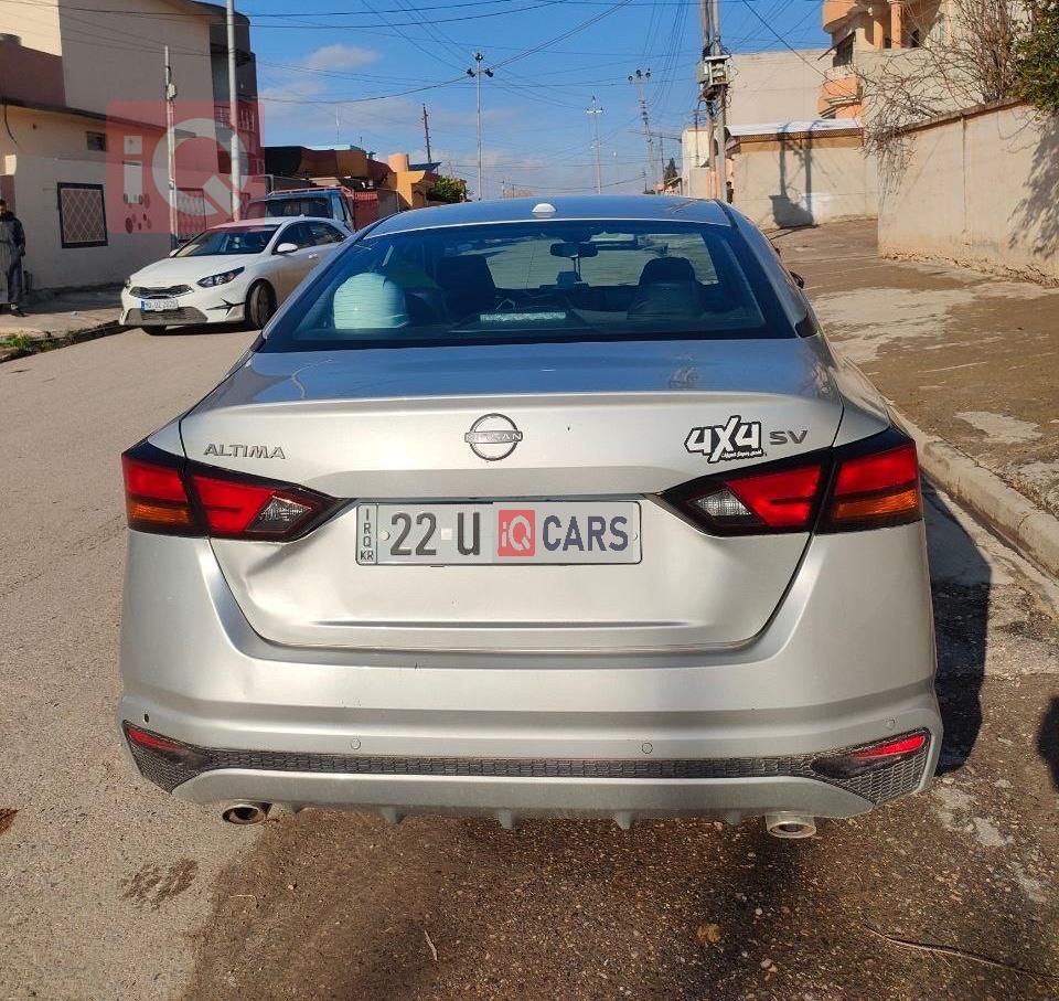 نیسان ئەلتیما